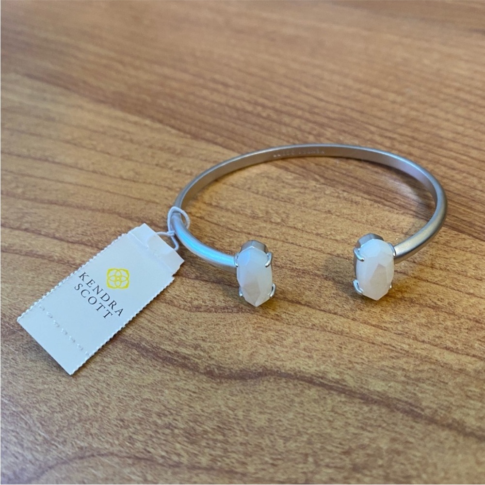 Kendra Scott Edie Cuff - Picture 6 of 7